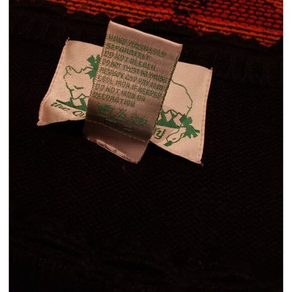 Quacker Factory Plus Size Black Sweater Colorful Sequin Bead Heart. Size - Picture 4 of 13